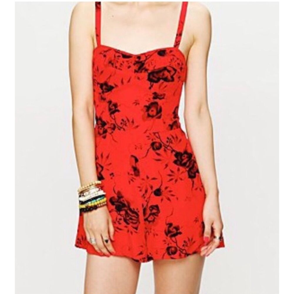 Free People Red Floral Spaghetti Strap Romper Size 4